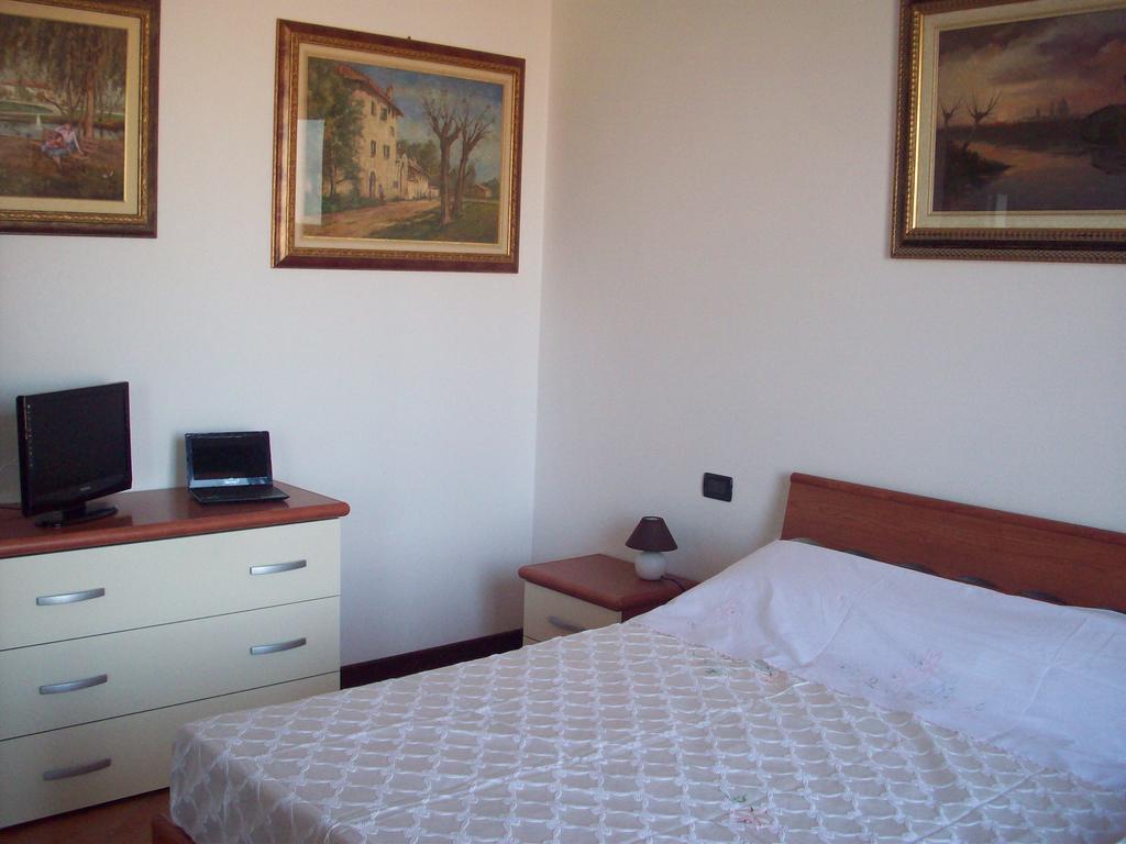 Bed and Breakfast Al Calypso Curtatone Екстер'єр фото