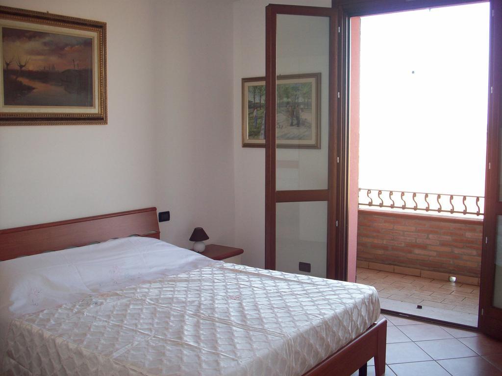 Bed and Breakfast Al Calypso Curtatone Екстер'єр фото