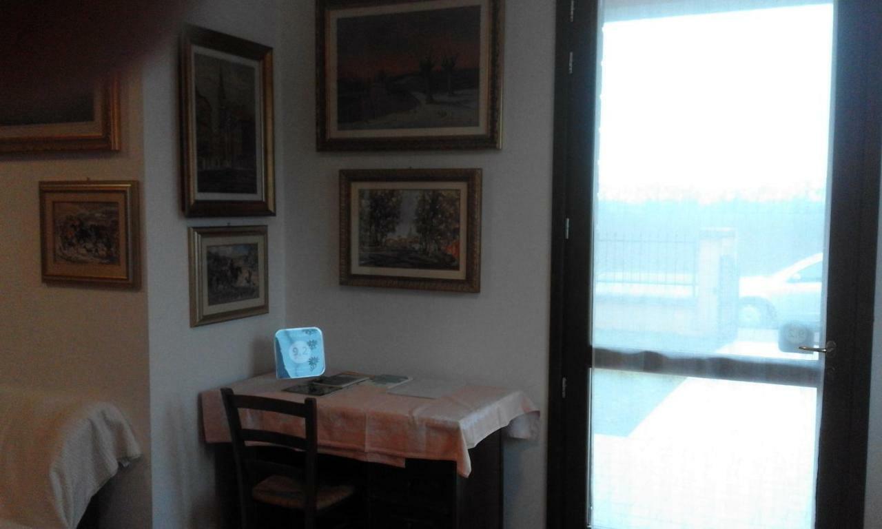 Bed and Breakfast Al Calypso Curtatone Екстер'єр фото